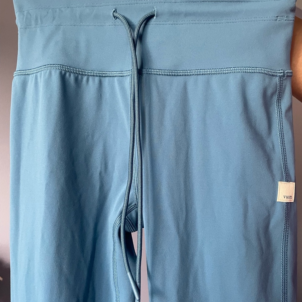 Vuori Teal Activewear Leggings